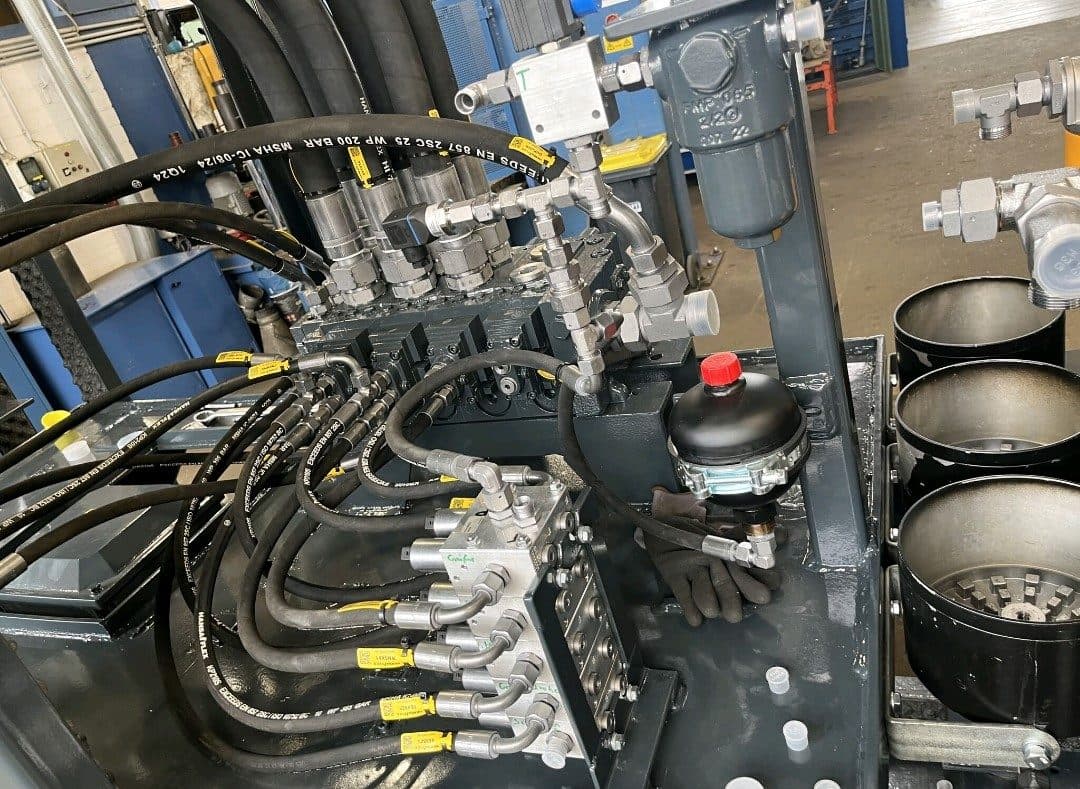 Valve manifold