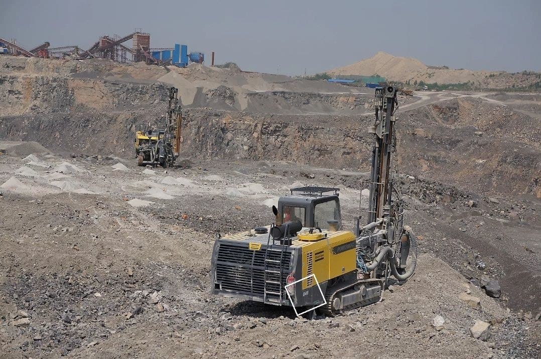 Atlas Copco Epiroc D45 surface drill rig