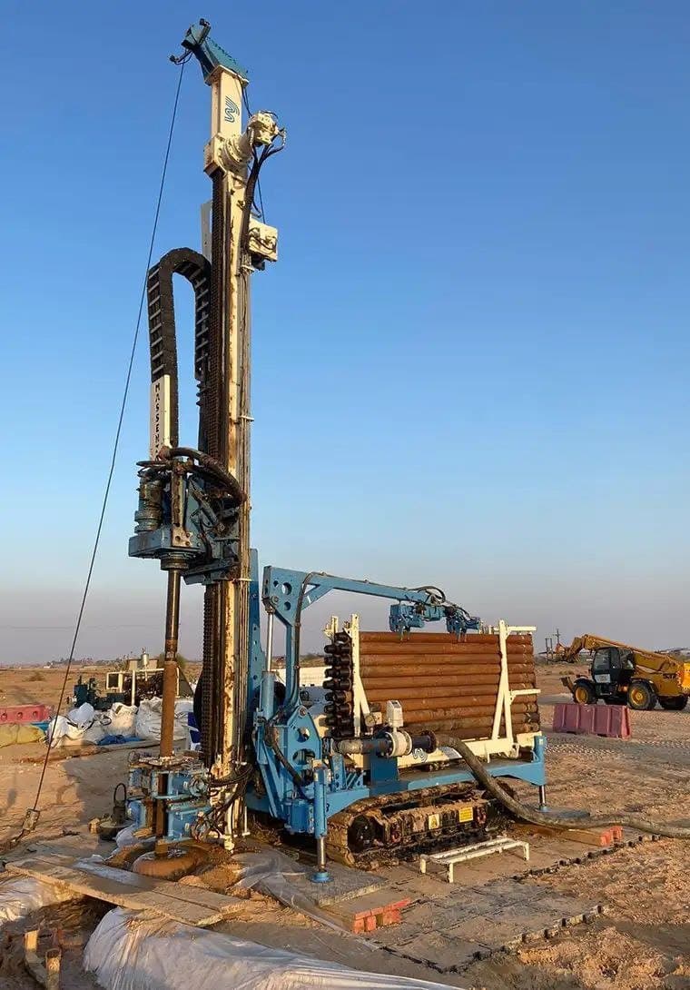 Massenza MI8 drilling rig